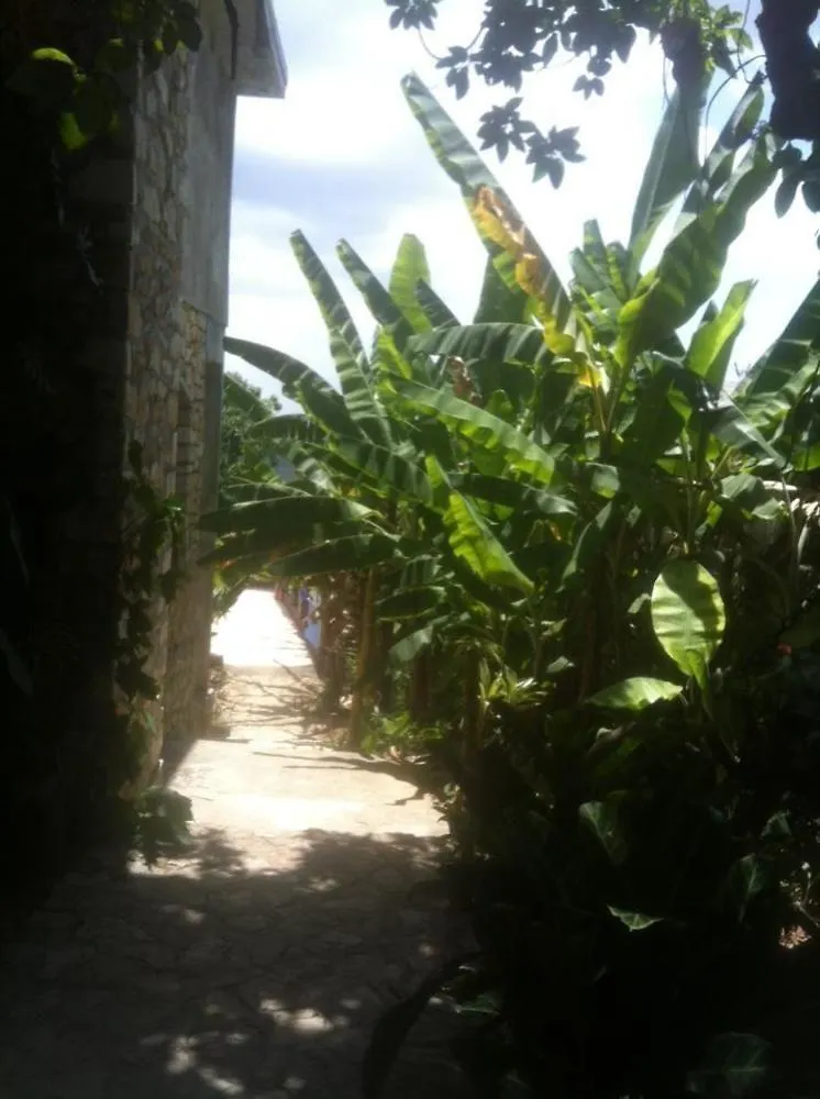Turin Vue La Montagne Lodge Fermathe Haiti